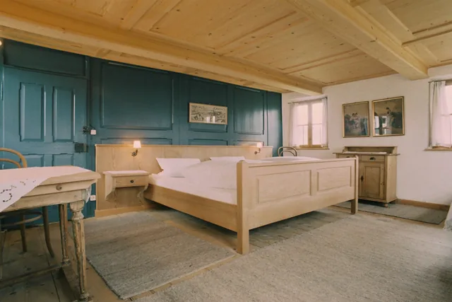 Schlafzimmer unter dem Dach